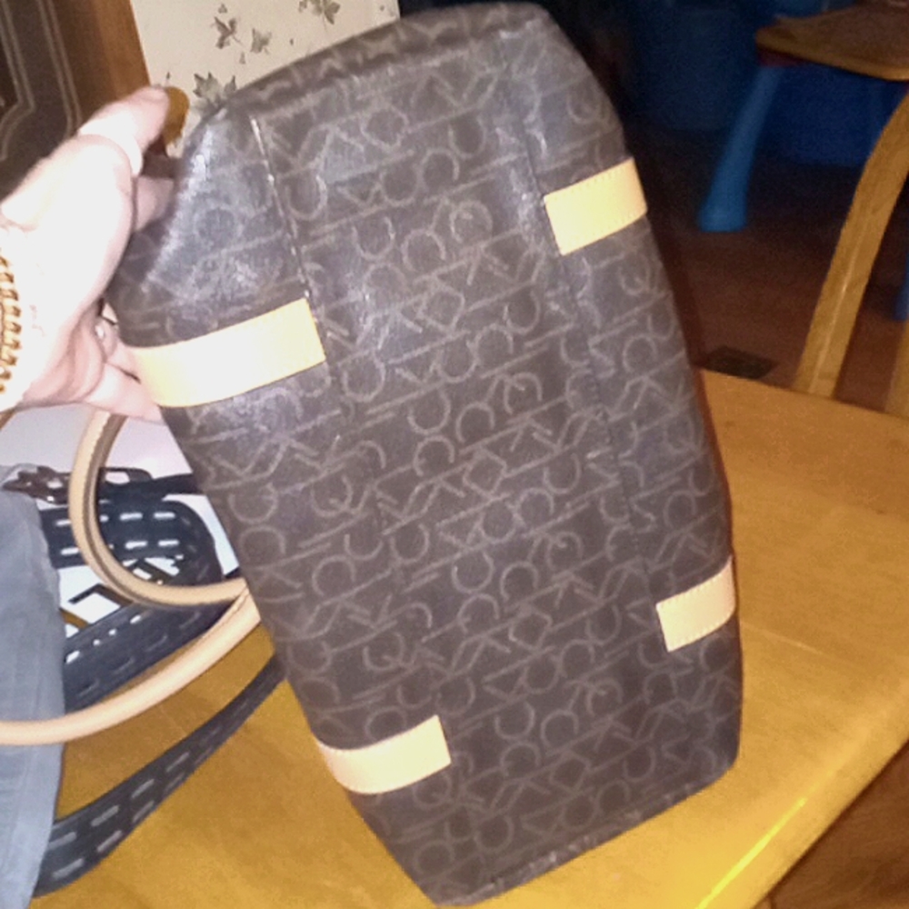 Calvin Klein Handbag - Picture 5 of 7